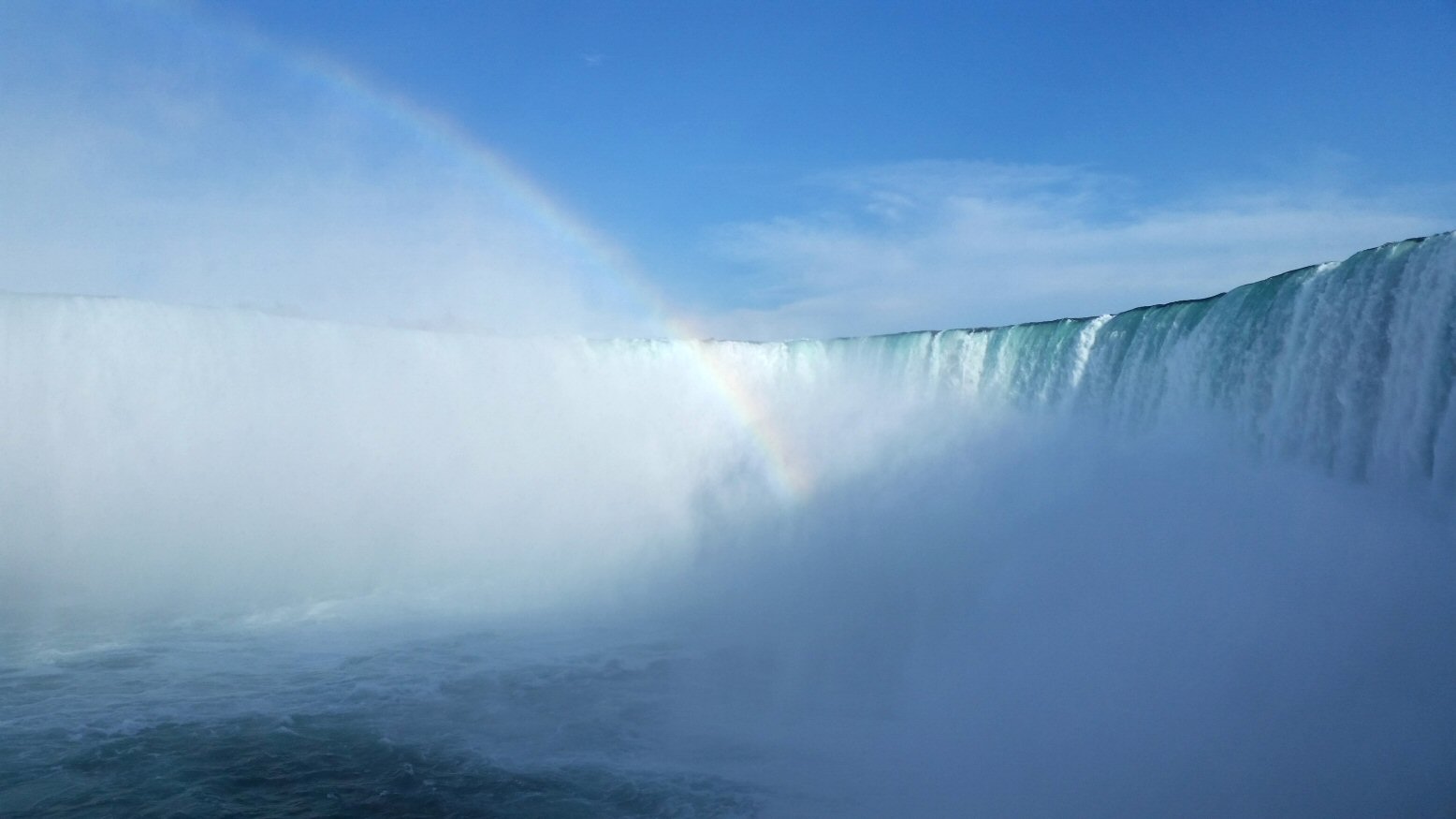 journey-behind-the-falls