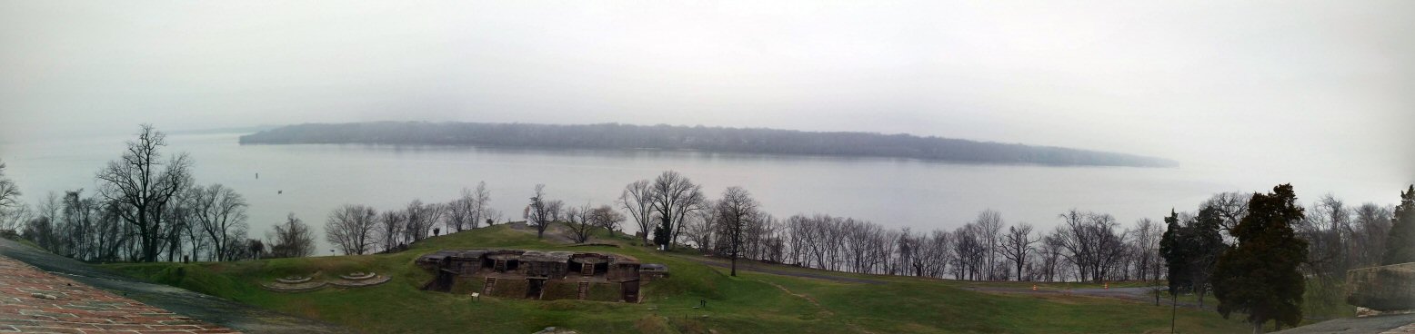 5-pano-of-the-river-and-virginia